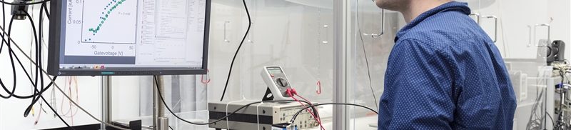 Picture of a researcher working in the laboratory